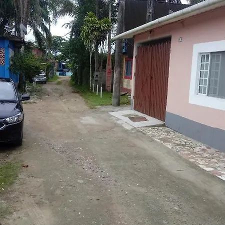 Casa 2 Minutos A Pe Da Praia De Indaia Bertioga Exterior photo